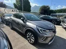 Usata Renault Captur Intens 143 CV (105 kW) 2021 Be style milano SUV