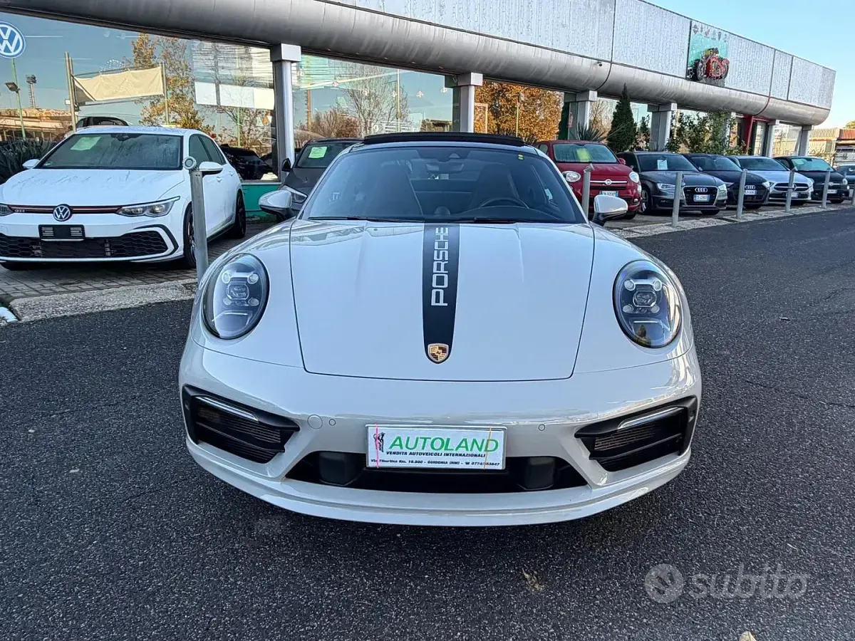 Usata Porsche 992 Chrono 385 CV (283 kW) 2022 Gesso Berlina