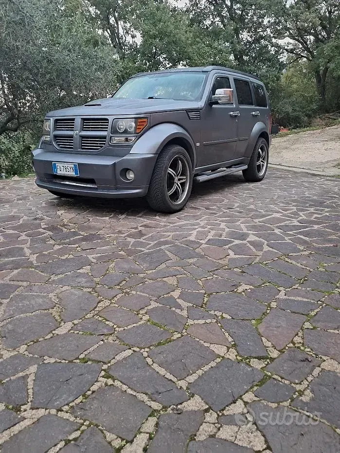 Usata Dodge Nitro 177 CV (130 kW) 2015 Grigio SUV