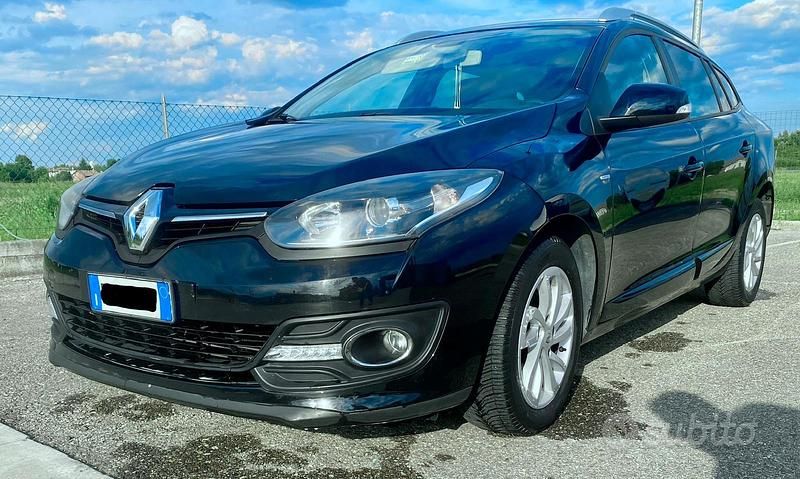 Usata Renault Mégane GrandTour LIMITED 110 CV (80 kW) 2015 Nero Station wagon