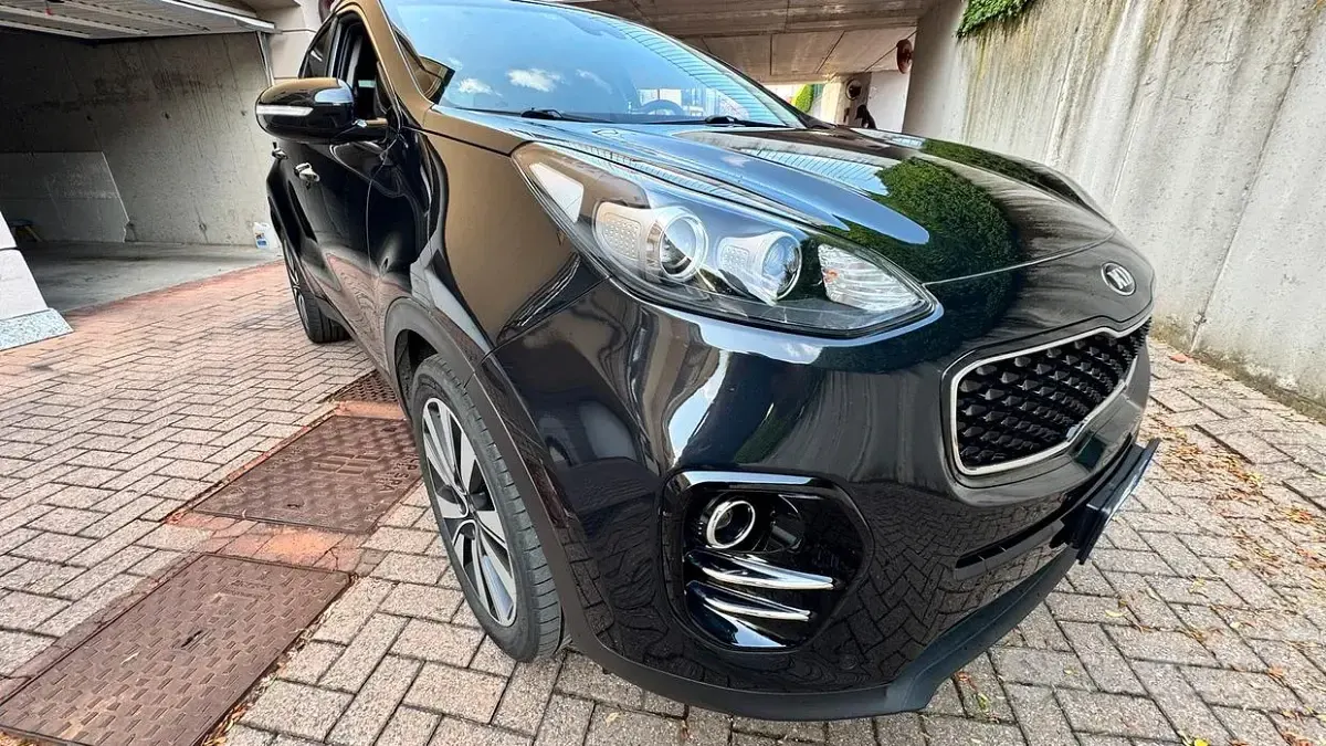 Usata Kia Sportage 115 CV (84 kW) 2017 Nero SUV