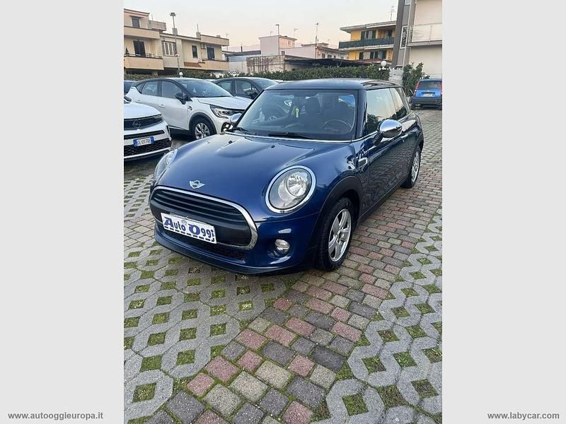 Usata Mini Cooper 95 CV (69 kW) 2017 Blu/azzurro Utilitaria