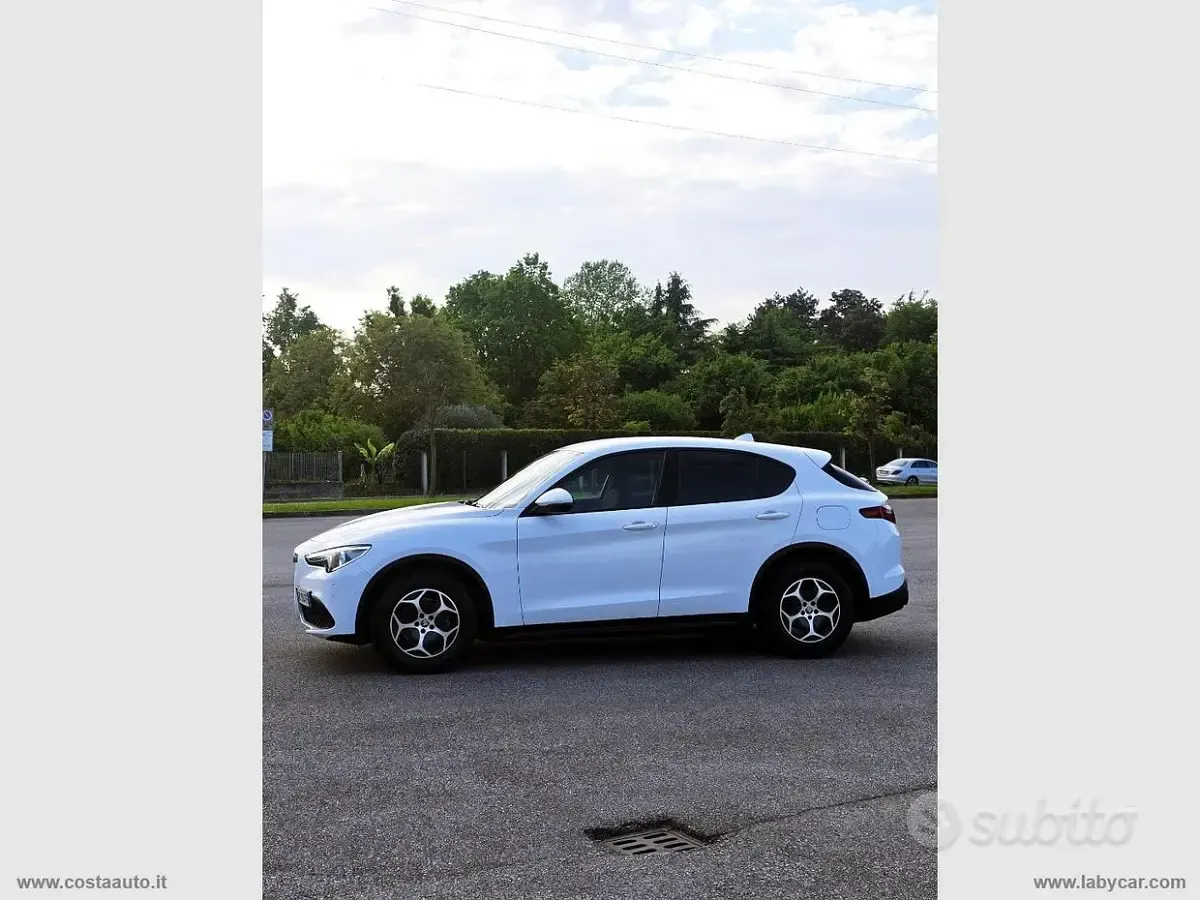 Usata Alfa Romeo Stelvio 190 CV (139 kW) 2022 SUV