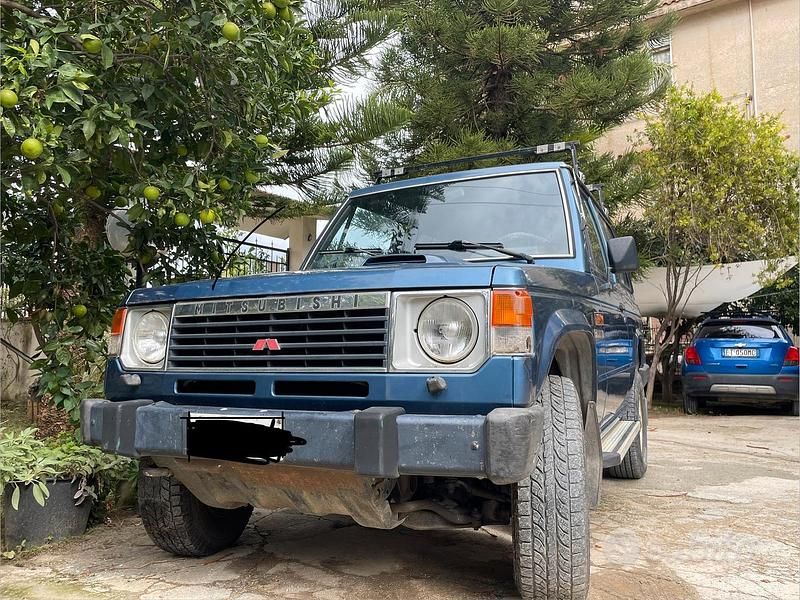 Usata Mitsubishi Pajero 99 CV (72 kW) 1992 Blu SUV
