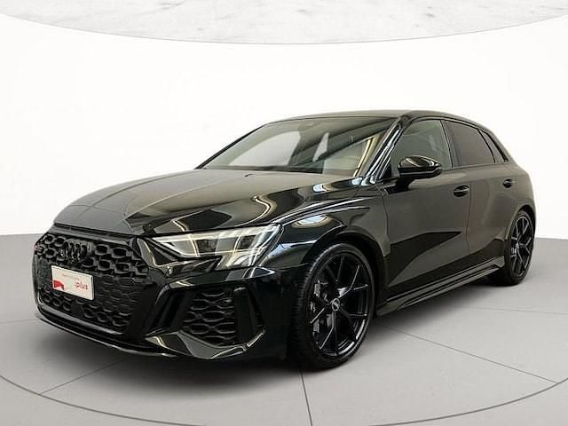 Usata Audi RS3 Sportback Ambiente 400 CV (294 kW) 2022 Nero mythos metallizzato Utilitaria