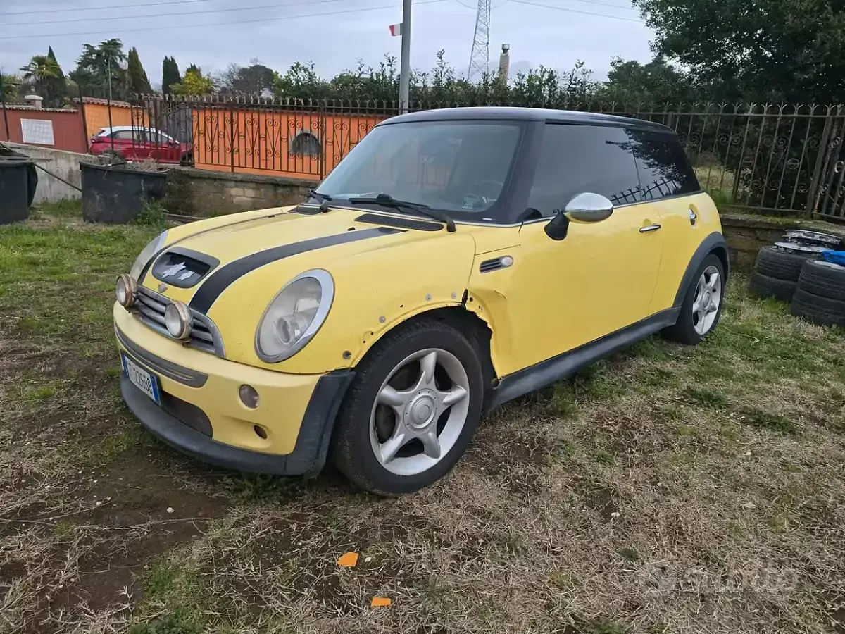 Usata Mini One D 75 CV (55 kW) 2005 Giallo Utilitaria