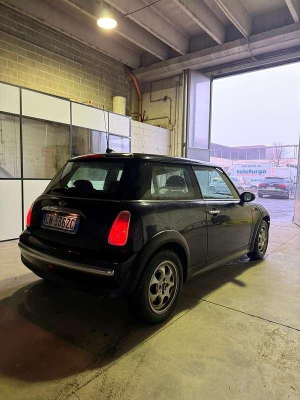 Usata Mini One D 75 CV (55 kW) 2004 Nero Utilitaria