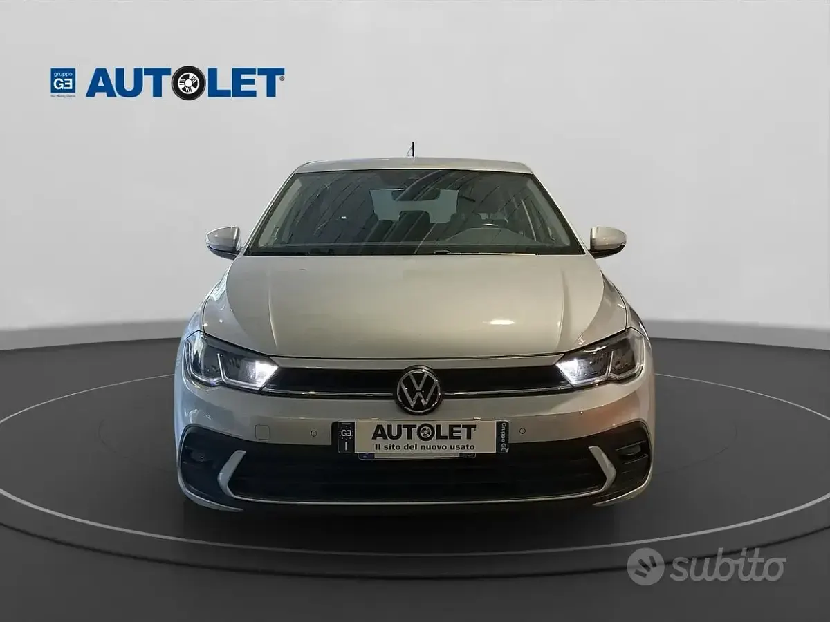 Usata VW Polo Style 95 CV (69 kW) 2023 Grigio Utilitaria