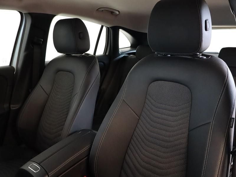 Usata Mercedes GLA180 Advanced 116 CV (85 kW) 2025 Argento SUV