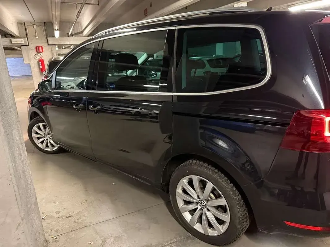 Usata VW Sharan Comfortline 150 CV (110 kW) 2016 Nero Monovolume