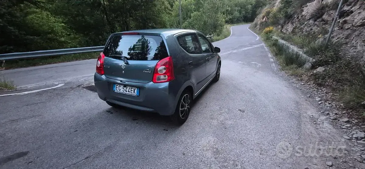 Usata Suzuki Alto 68 CV (50 kW) 2010 Utilitaria