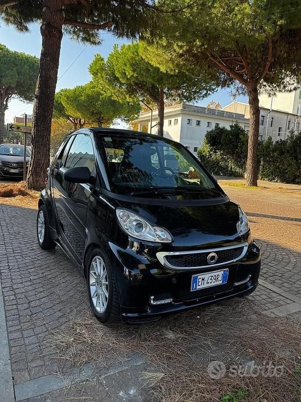 Nero Usata 2012 Smart ForTwo Cabrio Cabrio | 5800 € (Cara) - Immagine 1/4