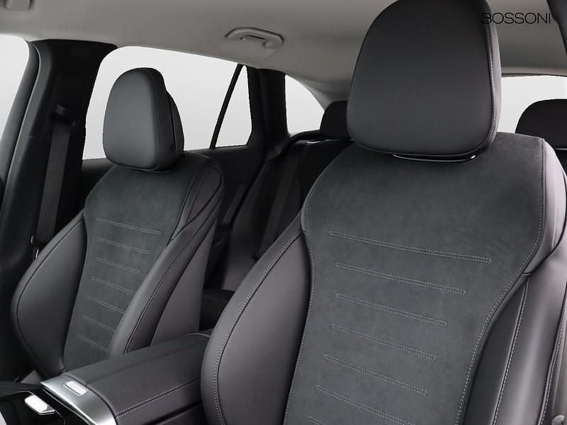 Nuova Mercedes GLC300 Advanced Plus 333 CV (244 kW) 2026 Argento SUV