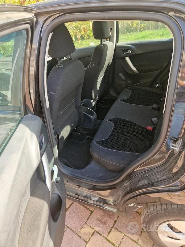 Usata Citroën C3 68 CV (50 kW) 2010 Nero Berlina
