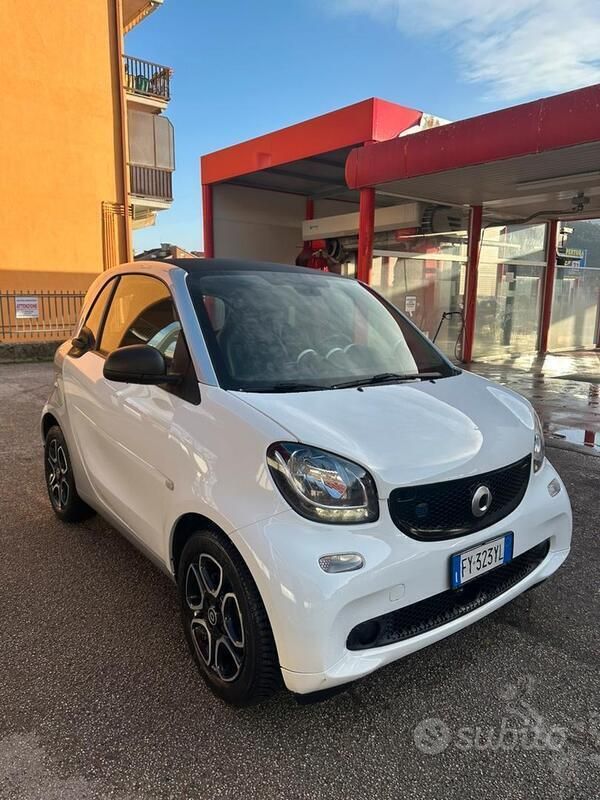 Usata 2019 Smart ForTwo Electric Drive Utilitaria | 11.500 € (Super prezzo) - Immagine 1/4