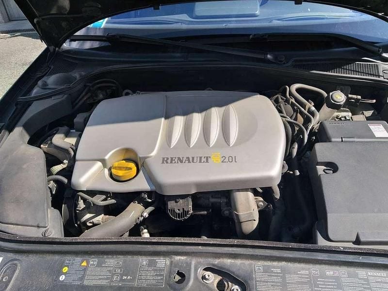 Usata Renault Laguna II Dynamique 150 CV (110 kW) 2006 Nero Station wagon