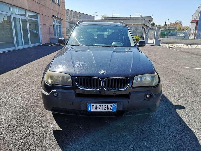 Usata BMW X3 Efficient Dynamics 150 CV (110 kW) 2005 Nero SUV