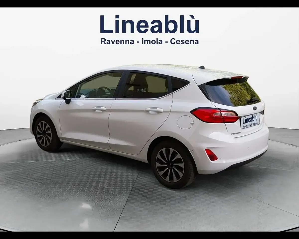 Usata Ford Fiesta Titanium 75 CV (55 kW) 2022 Bianco Utilitaria