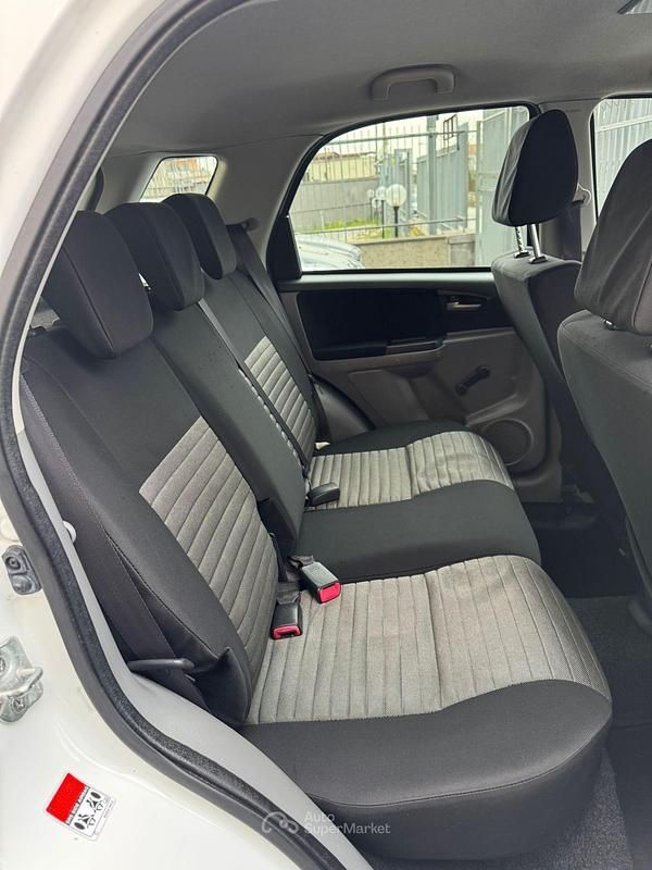 Usata Suzuki SX4 90 CV (66 kW) 2010 Bianco SUV
