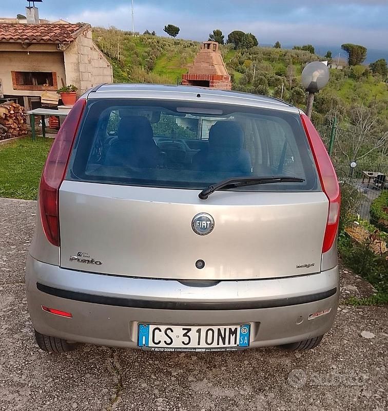 Usata Fiat Punto 2004 Grigio Utilitaria