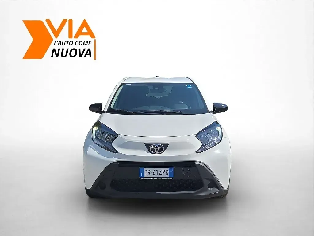 Usata Toyota Aygo X Active 72 CV (52 kW) 2024 Bianco SUV