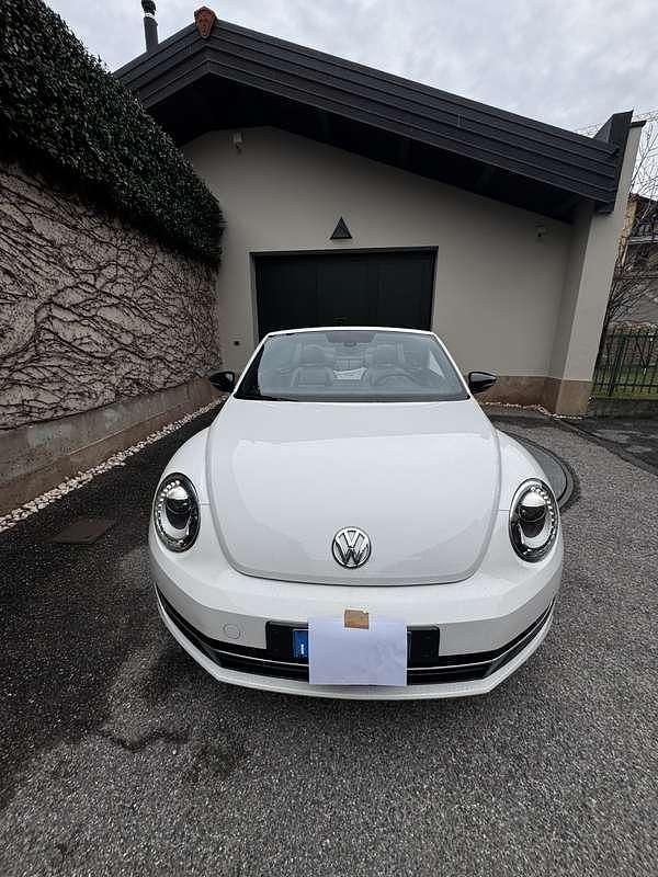 Käytetty VW Beetle Cabriolet Edition 160 HP (117 kW) 2013 Valkoinen Avoauto