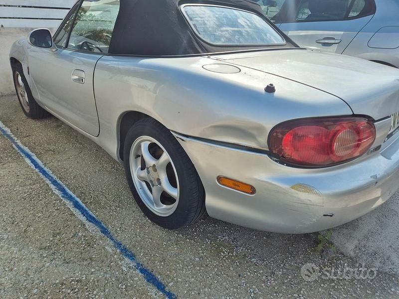 Usata Mazda MX5 2005 Grigio Cabrio
