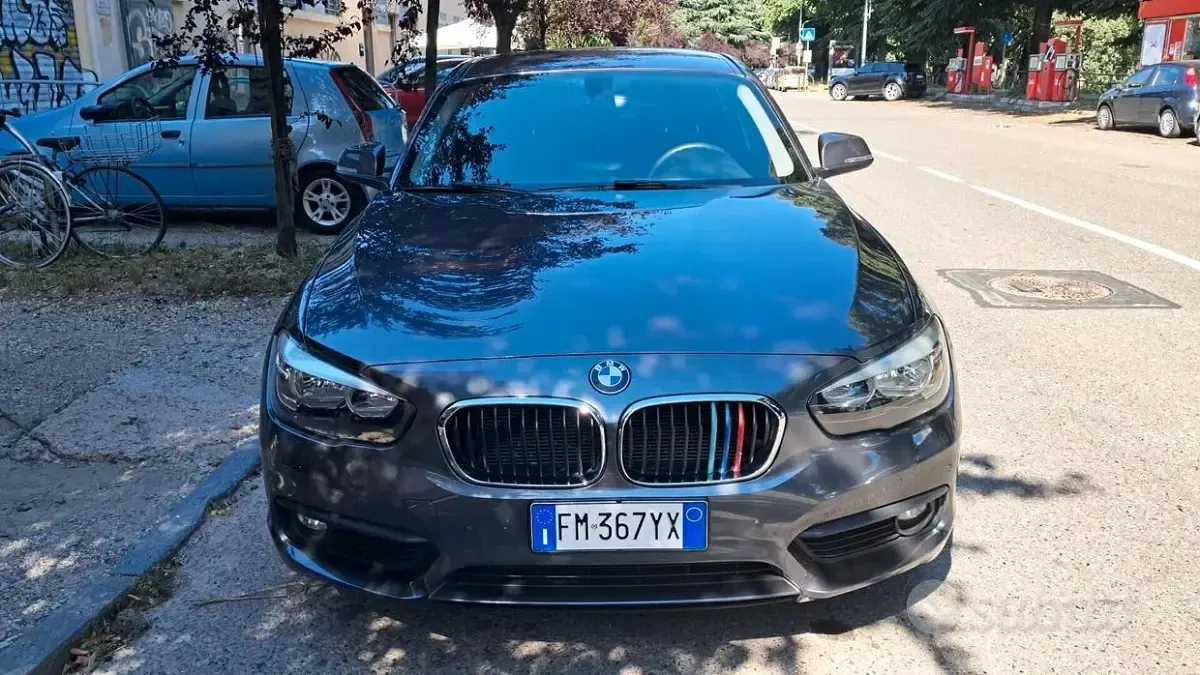 Usata BMW 118 Sport Line 150 CV (110 kW) 2017 Grigio Berlina