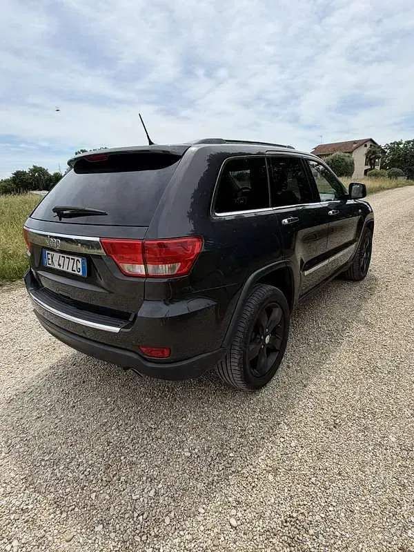 Usata Jeep Grand Cherokee Overland 352 CV (258 kW) 2011 SUV