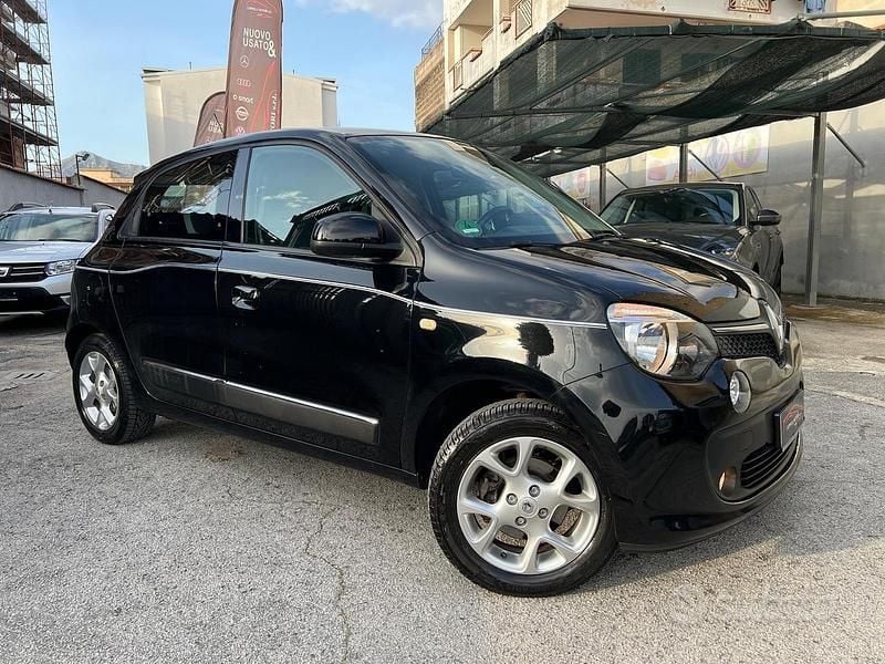 Usata Renault Twingo Intens 70 CV (51 kW) 2016 Nero Utilitaria