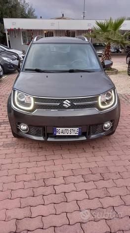 Usata Suzuki Ignis 90 CV (66 kW) 2019 Grigio metallizzato Utilitaria