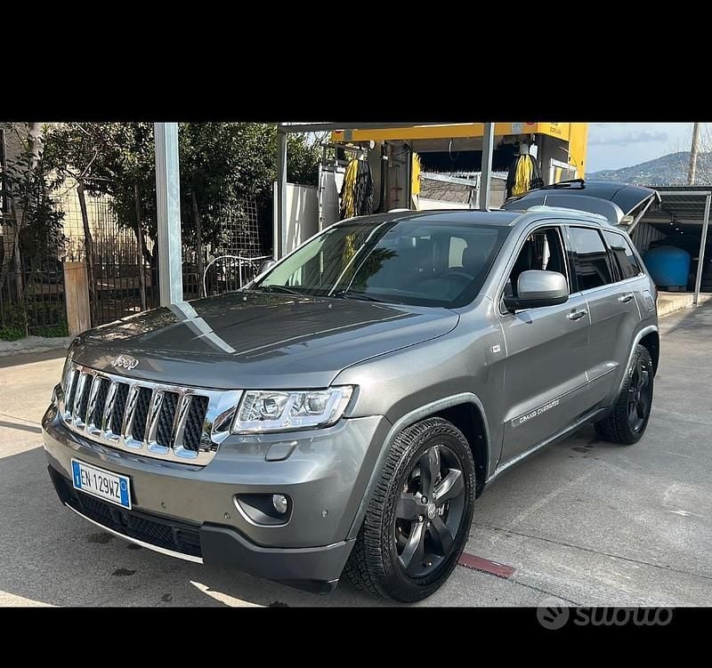 Usata Jeep Grand Cherokee 241 CV (177 kW) 2012 Grigio SUV