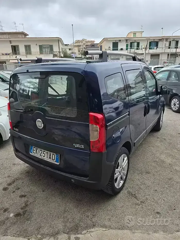 Gebraucht Fiat Qubo Trekking 69 PS (50 kW) 2012 Blau Van / Kleinbus