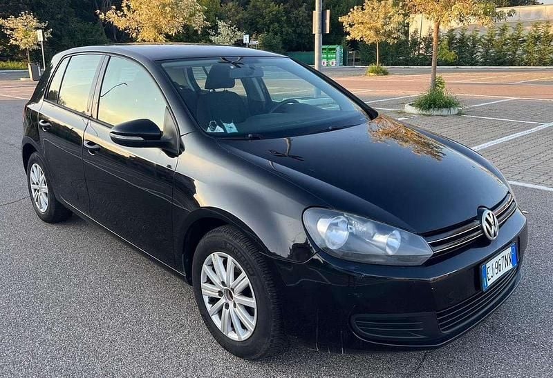 Usata VW Golf VI Comfortline 105 CV (77 kW) 2011 Nero Utilitaria