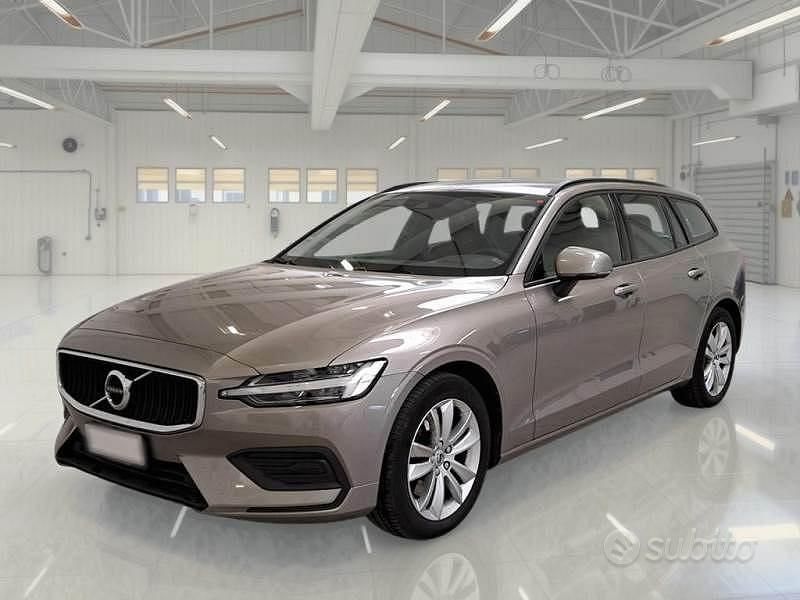Grigio Usata 2022 Volvo V60 Business Edition Station wagon | 22.000 € (Super prezzo) - Immagine 1/4