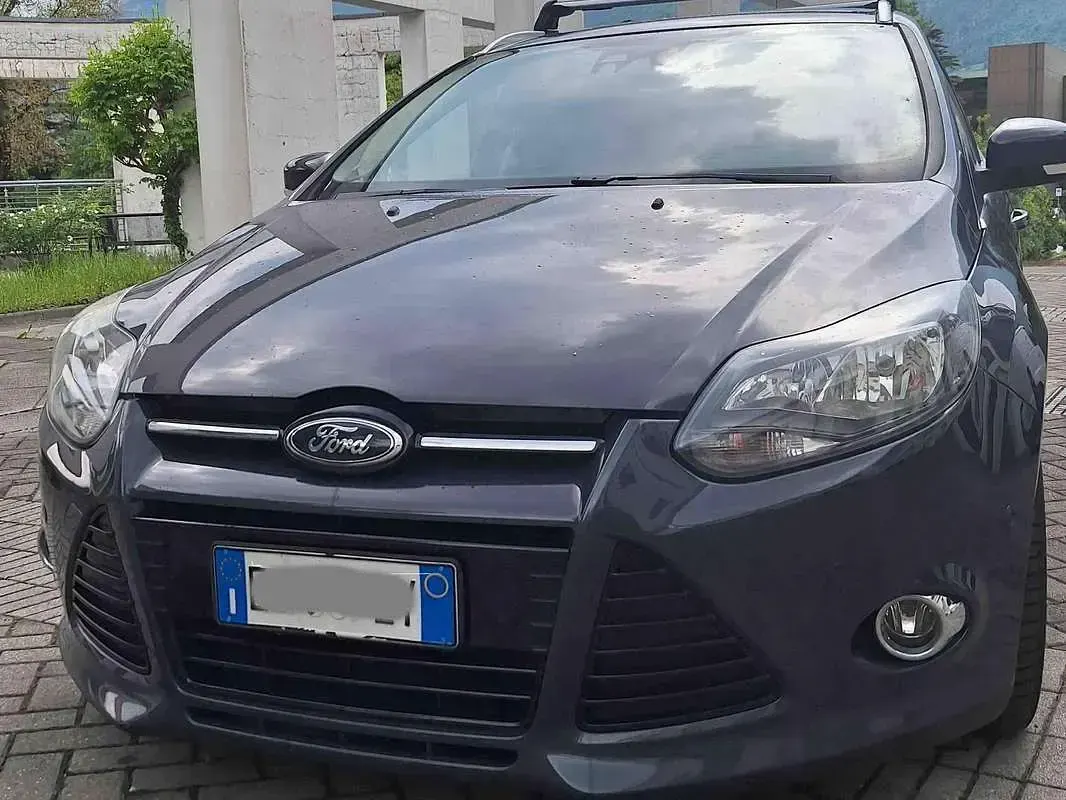 Usata Ford Focus Titanium 116 CV (85 kW) 2011 Blu/azzurro Station wagon