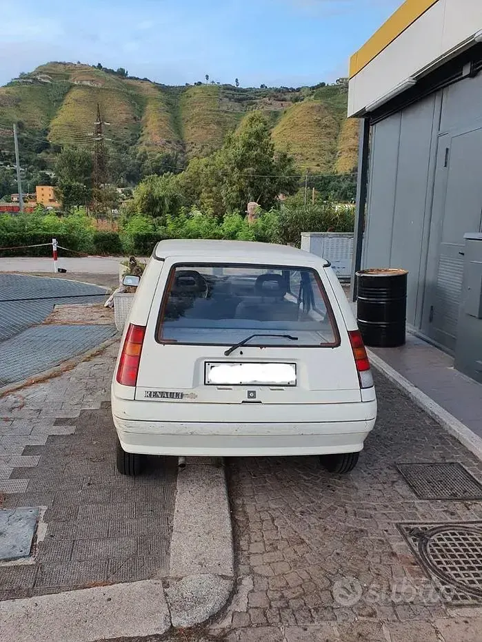 Usata Renault Super 5 94 CV (69 kW) 1988 Utilitaria
