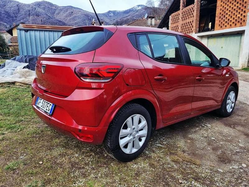 Usata Dacia Sandero Comfort 101 CV (74 kW) 2021 Rosso Berlina