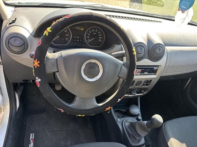 Usata Dacia Sandero 75 CV (55 kW) 2012 Bianco Berlina
