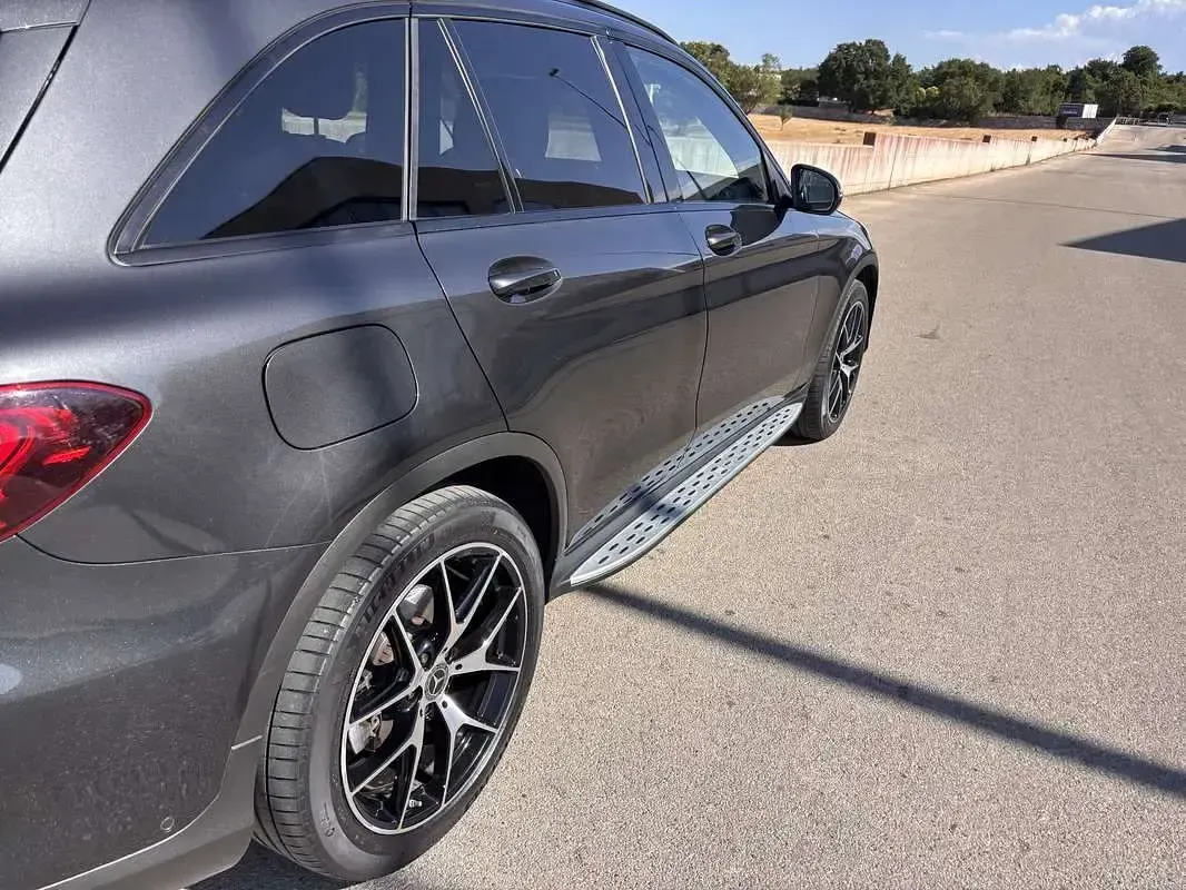 Usata Mercedes GLC220 Premium 194 CV (142 kW) 2022 Nero SUV