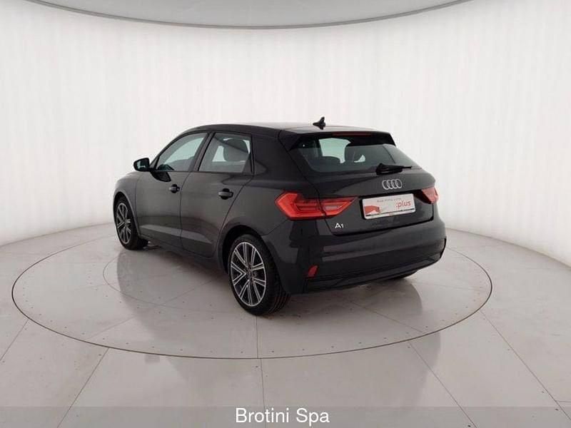 Usata Audi A1 Sportback Admired 95 CV (69 kW) 2023 Nero mythos metallizzato Utilitaria