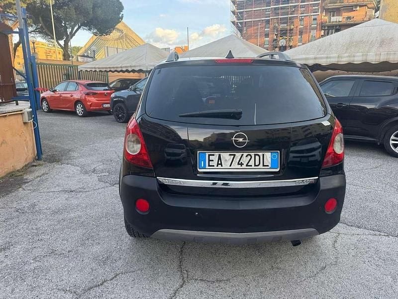 Usata Opel Antara Cosmo 150 CV (110 kW) 2010 Nero SUV