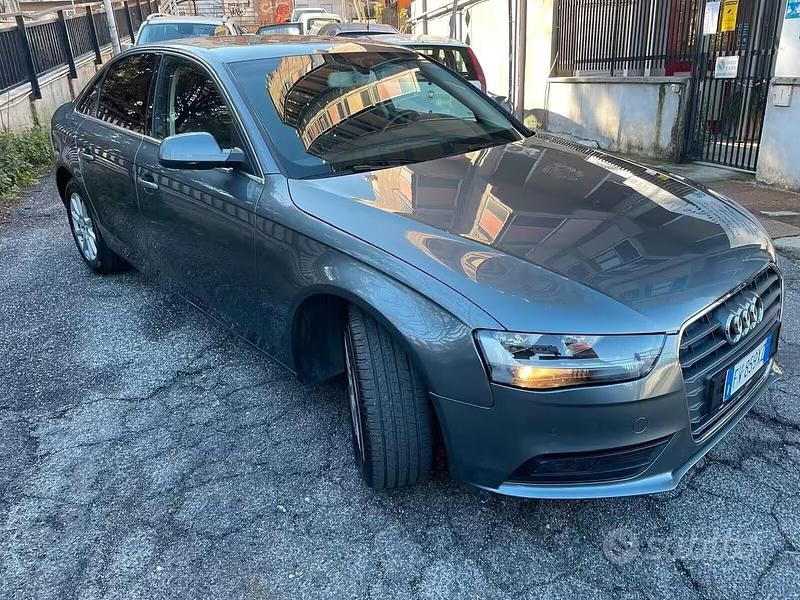 Usata Audi A4 Ambiente 211 CV (155 kW) 2012 Grigio Berlina