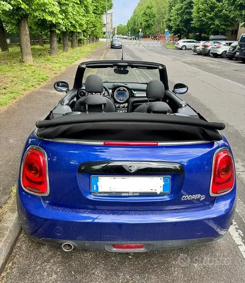 Usata Mini Cooper D Cabriolet 116 CV (85 kW) 2019 Blu Cabrio
