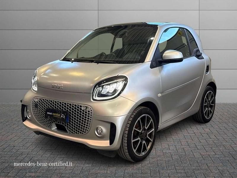 Usata Smart ForTwo Coupé 41 kW (56 CV) 2021 Nero Utilitaria