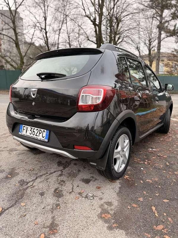 Usata Dacia Sandero Stepway 90 CV (66 kW) 2014 Other Berlina