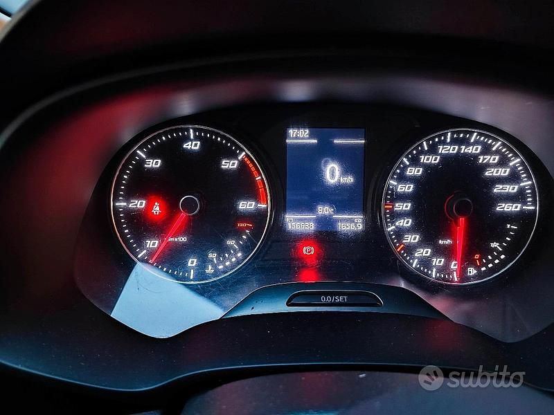 Usata Seat Leon 105 CV (77 kW) 2014 Nero Berlina