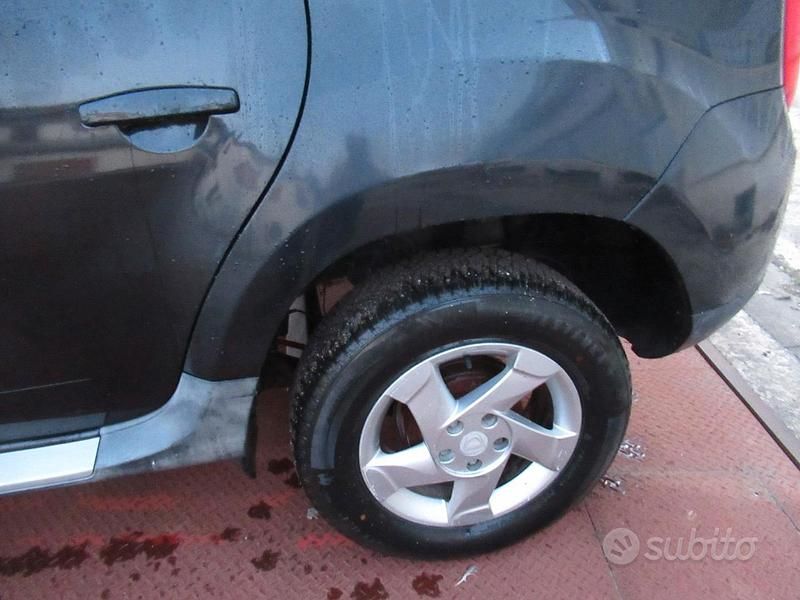 Usata Dacia Duster 105 CV (77 kW) 2012 Nero SUV