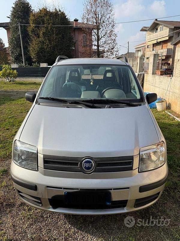 Usata Fiat Punto 2006 Grigio Berlina