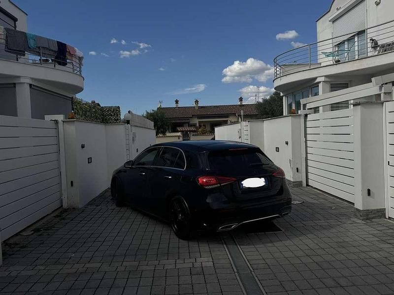 Usata Mercedes A180 AMG 116 CV (85 kW) 2020 Nero Berlina